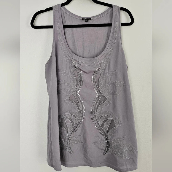 Express grey muscle shirt, lace sequence design - Picture 2 of 5
